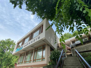 Xendala Panzió, Balatonakarattya